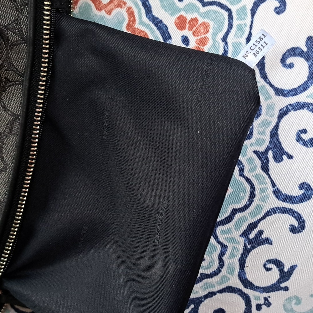 COACH Prairie 36311 Black& Gray "C" Signature, Silver Hardware EC - Picture 12 of 12
